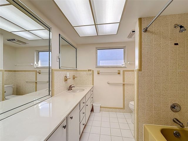 68 COLONY POINT DRIVE, Punta Gorda, FL 33950