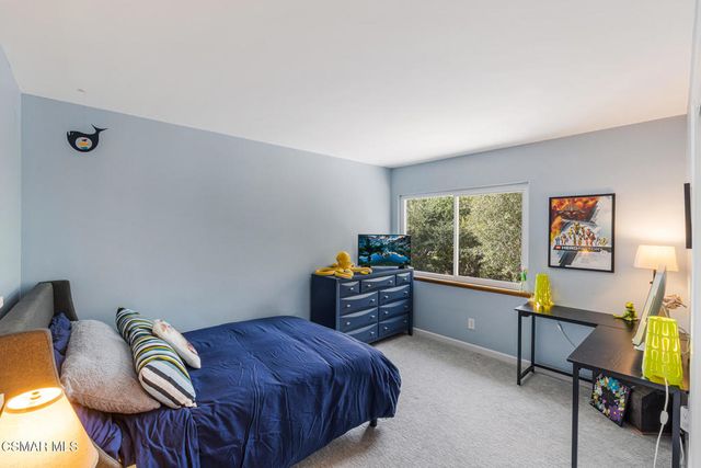 87 Castilian Avenue, Newbury Park, CA 91320