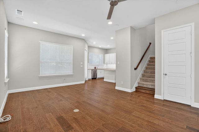 6330 Oakbend Circle 6330, Fort Worth, TX 76132