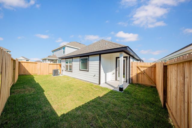 9213 Crestone Peak Drive, Willis, TX 77318