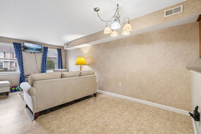 707 Brookline Way 707, Rockland, MA 02370