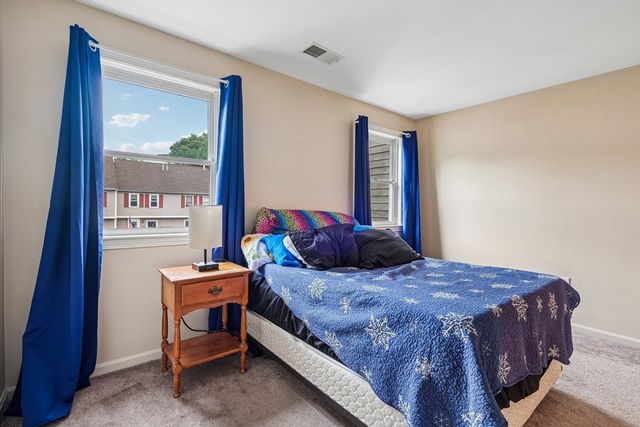 707 Brookline Way 707, Rockland, MA 02370