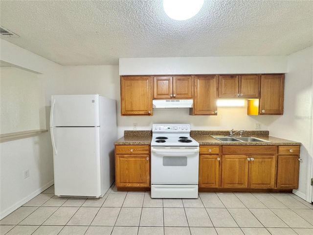 2559 ELM AVENUE, Lake Wales, FL 33898