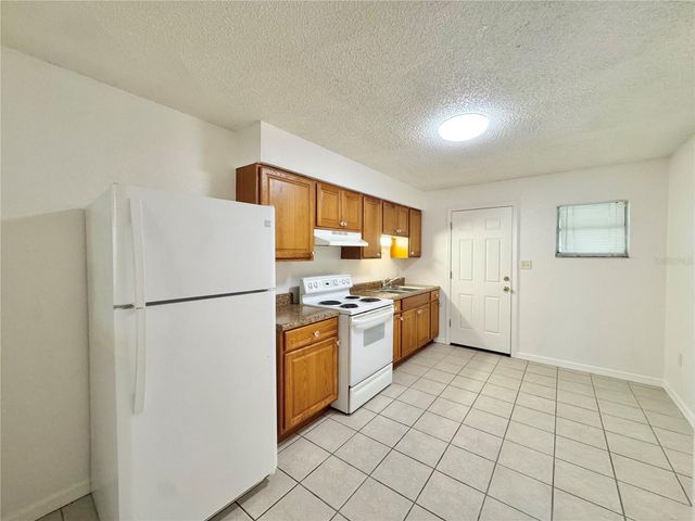 2559 ELM AVENUE, Lake Wales, FL 33898