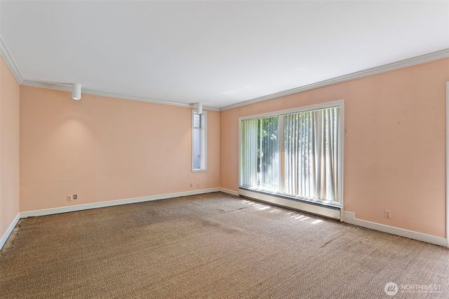 10260 Kaylen PL, Bellevue, WA 98004