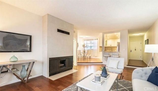 11820 Mayfield 317, Los Angeles, CA 90049