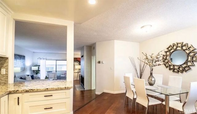 11820 Mayfield 317, Los Angeles, CA 90049