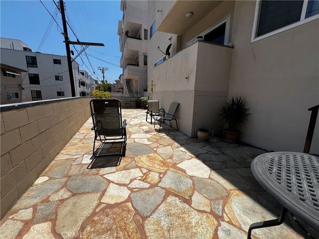 11820 Mayfield 317, Los Angeles, CA 90049