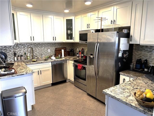 11820 Mayfield 317, Los Angeles, CA 90049