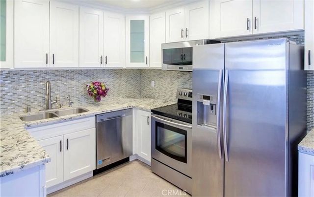 11820 Mayfield 317, Los Angeles, CA 90049