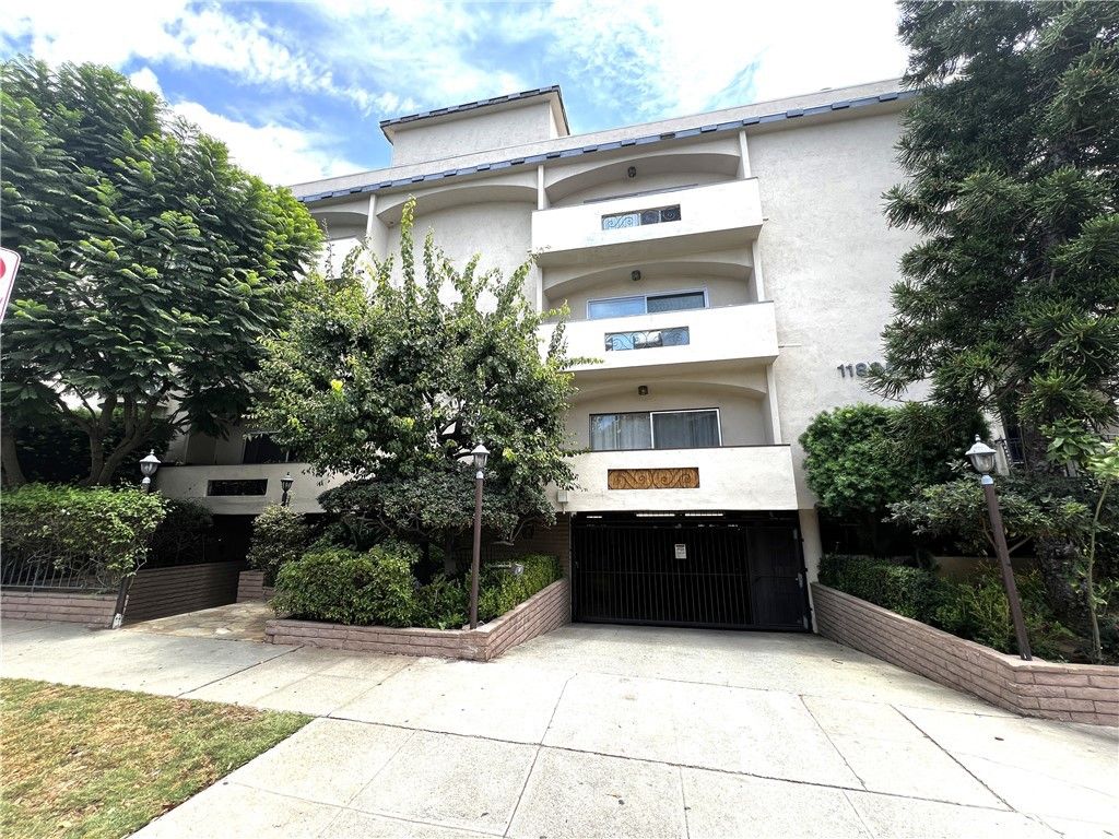 11820 Mayfield 317, Los Angeles, CA 90049