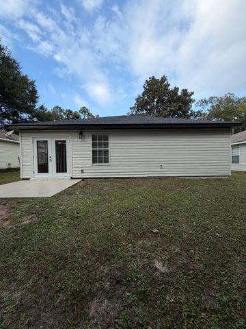 420 E Williams Avenue, Crestview, FL 32539