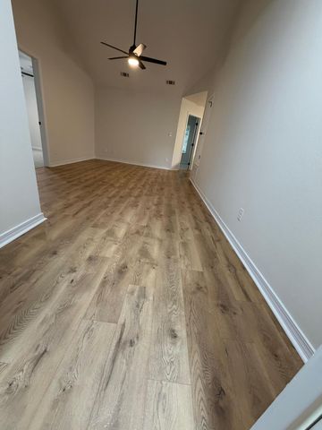 420 E Williams Avenue, Crestview, FL 32539