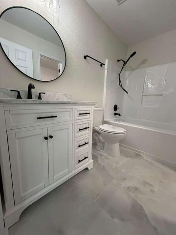 420 E Williams Avenue, Crestview, FL 32539