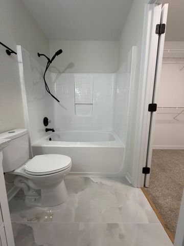 420 E Williams Avenue, Crestview, FL 32539