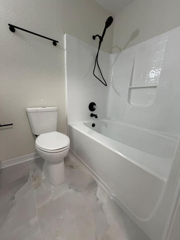 420 E Williams Avenue, Crestview, FL 32539