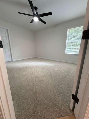 420 E Williams Avenue, Crestview, FL 32539