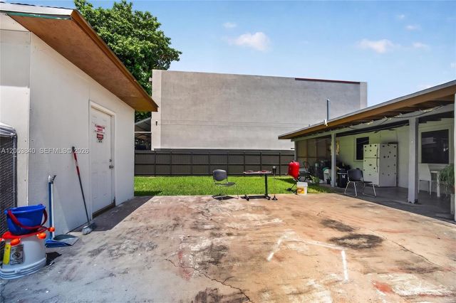7151 SW 42nd Street, Miami, FL 33155
