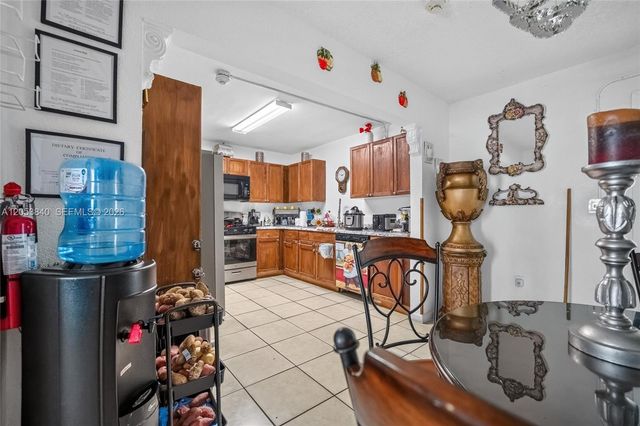 7151 SW 42nd Street, Miami, FL 33155