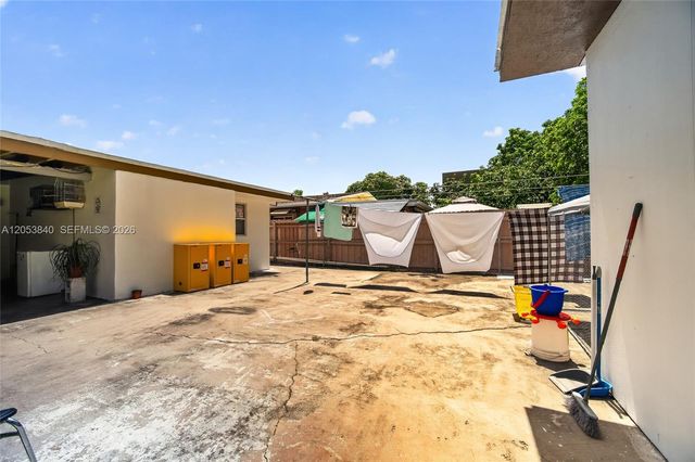 7151 SW 42nd Street, Miami, FL 33155