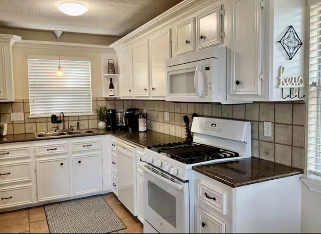 430 Dogwood Lane W, Crockett, TX 75835