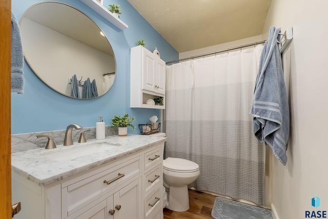 5501 W Clay St Street, Sioux Falls, SD 57106