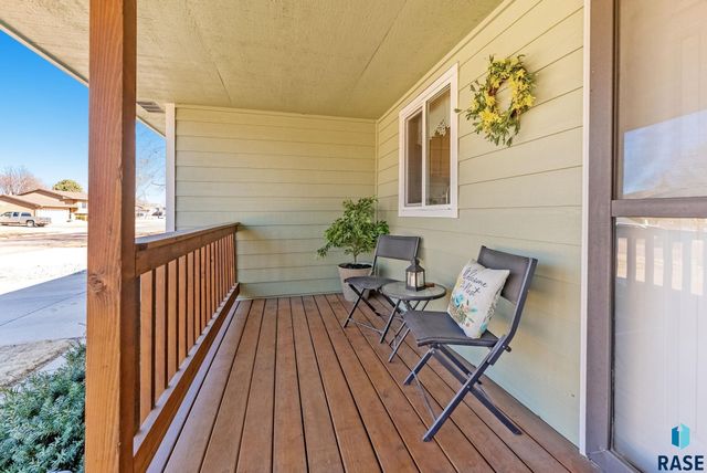 5501 W Clay St Street, Sioux Falls, SD 57106