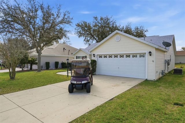 2454 MORVEN PARK WAY, The Villages, FL 32162