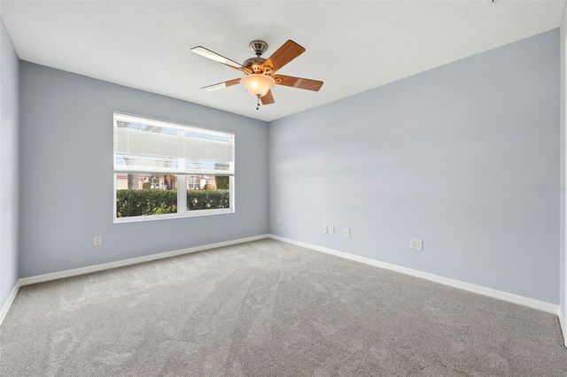 2454 MORVEN PARK WAY, The Villages, FL 32162