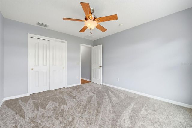 2454 MORVEN PARK WAY, The Villages, FL 32162