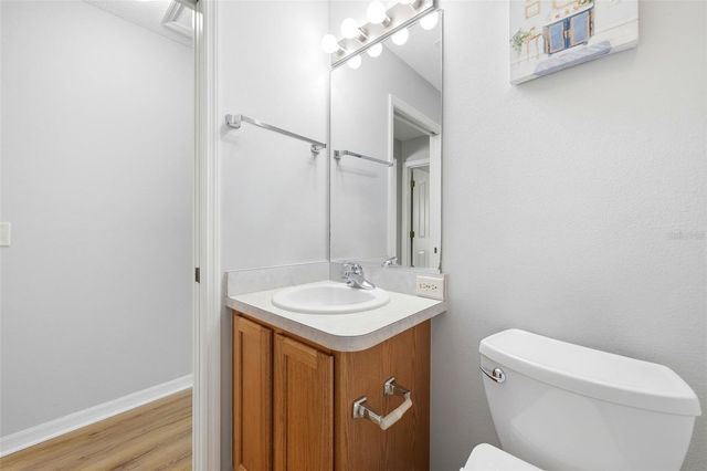 2454 MORVEN PARK WAY, The Villages, FL 32162