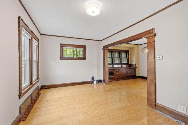 3812 13th Avenue S, Minneapolis, MN 55407