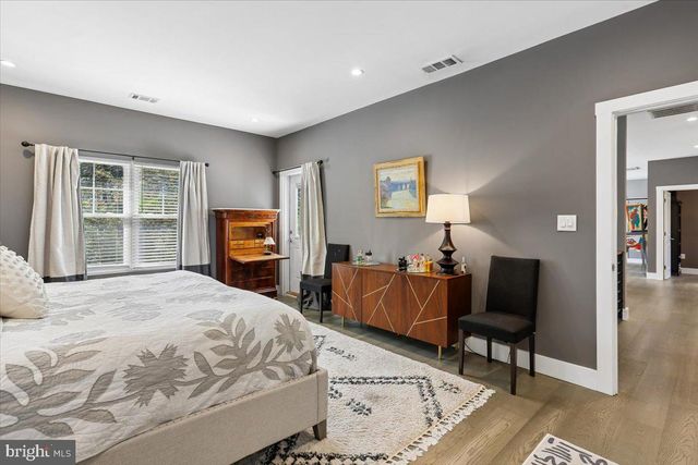 9410 BALFOUR CT, Bethesda, MD 20814