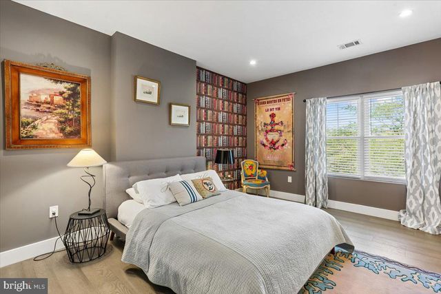 9410 BALFOUR CT, Bethesda, MD 20814