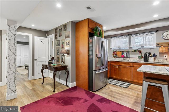 9410 BALFOUR CT, Bethesda, MD 20814