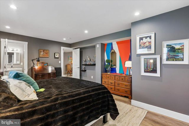 9410 BALFOUR CT, Bethesda, MD 20814