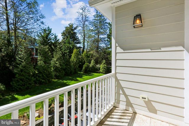 9410 BALFOUR CT, Bethesda, MD 20814
