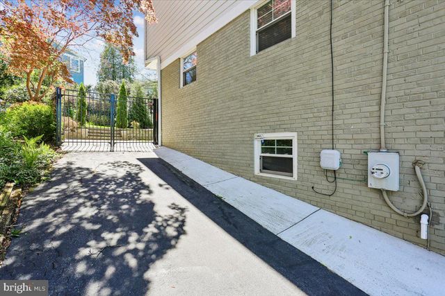 9410 BALFOUR CT, Bethesda, MD 20814