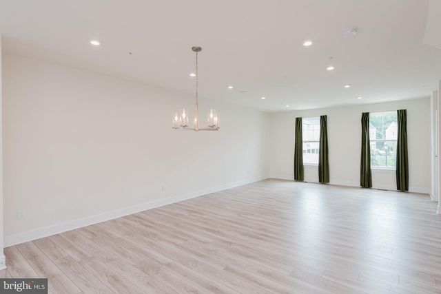 8375 AMBER BEACON CIR, Millersville, MD 21108