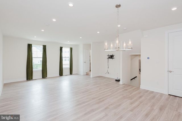 8375 AMBER BEACON CIR, Millersville, MD 21108