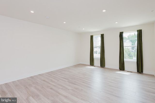 8375 AMBER BEACON CIR, Millersville, MD 21108