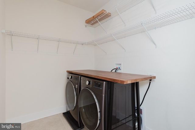 8375 AMBER BEACON CIR, Millersville, MD 21108