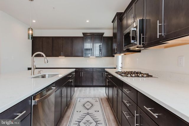 8375 AMBER BEACON CIR, Millersville, MD 21108