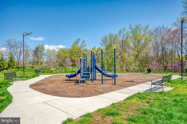 8375 AMBER BEACON CIR, Millersville, MD 21108