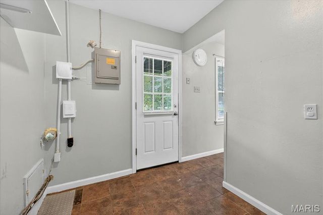 260 Brackleigh, Florissant, MO 63031