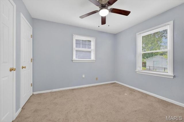 260 Brackleigh, Florissant, MO 63031