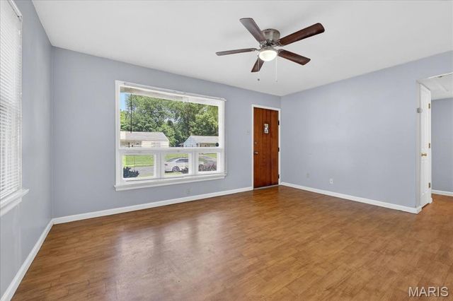 260 Brackleigh, Florissant, MO 63031