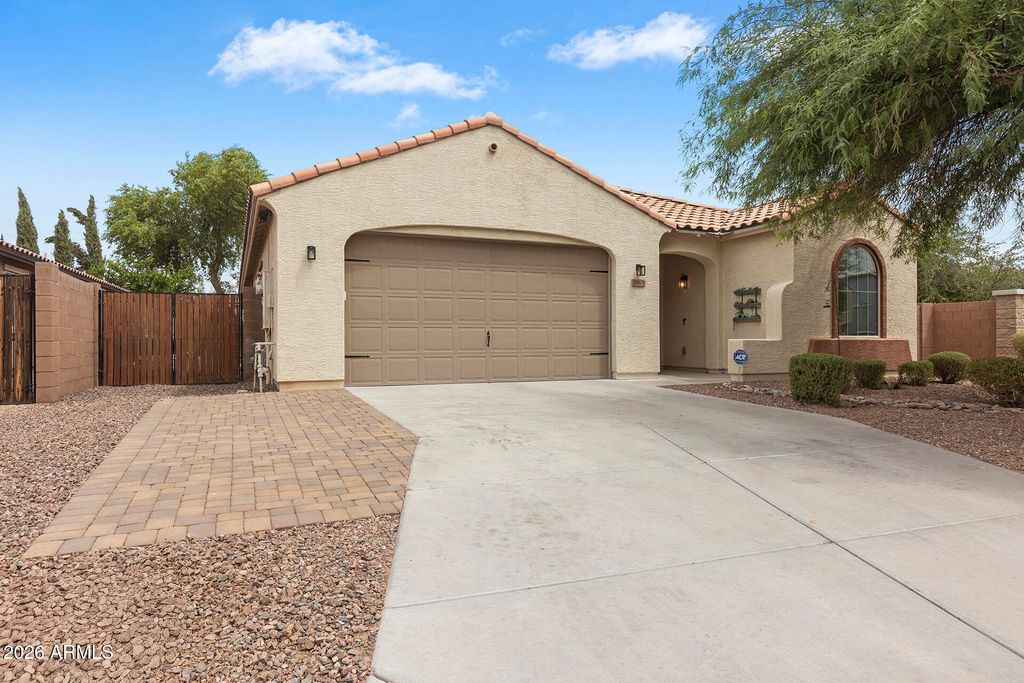 18608 W LUPINE Avenue, Goodyear, AZ 85338 — photo 2