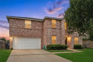329 Daisy Lane, Burleson, TX 76028