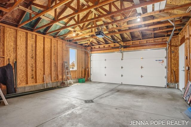 17554 Grand River Avenue, Ferrysburg City, MI 49456
